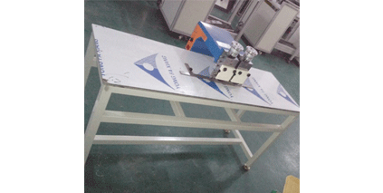 怎么選擇高性價比分板機廠家?